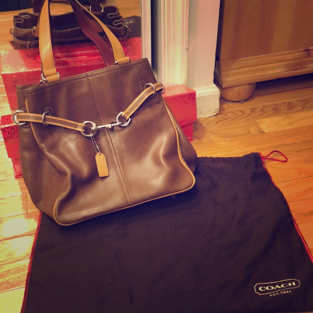 Coach leather bag authentic